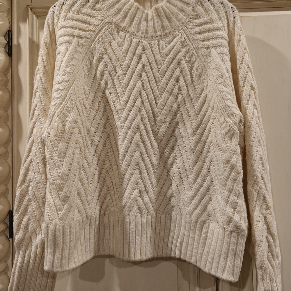 Sincerely Jules Cream Chevron Knit Sweater